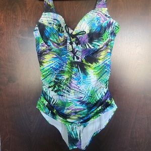Torrid swimsuit size 2
